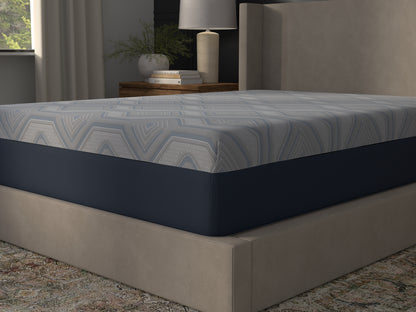 Percy: Hybrid Plush (Memory Foam Smooth Top) - 14"